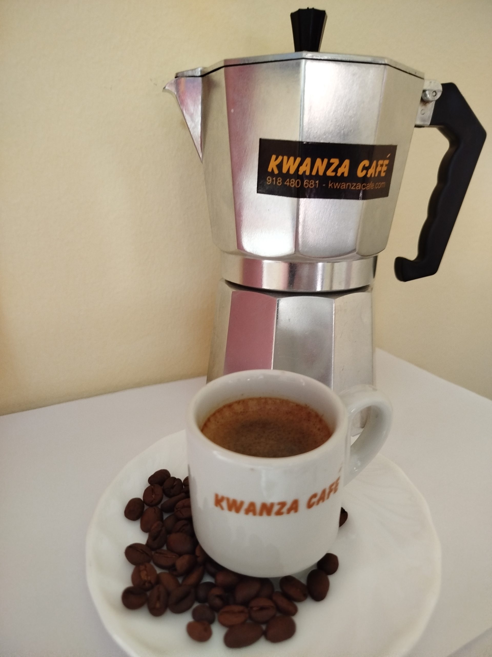 Kwanza AÇÚCAR E ADOÇANTE